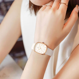 Damenuhr mit Lederarmband